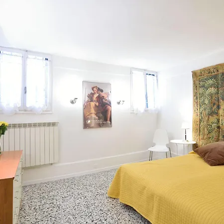 Apartment Calle Del Forno Apartment *